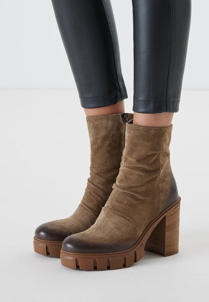 Women's Boots 55.099 Sand