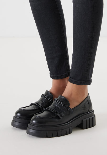 Women's Loafers 85.622 Black