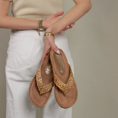 Laura Women's Slippers Leopard