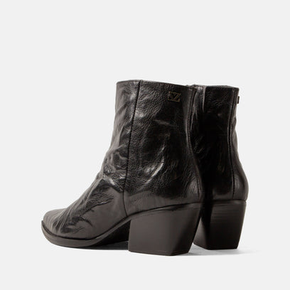 River Women's Leather Ankle Boots Black