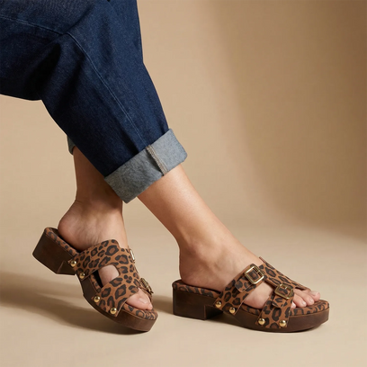 Zoccoli scamosciati da donna Aria Leopard