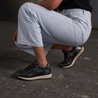 Novi Women's Sneakers Black